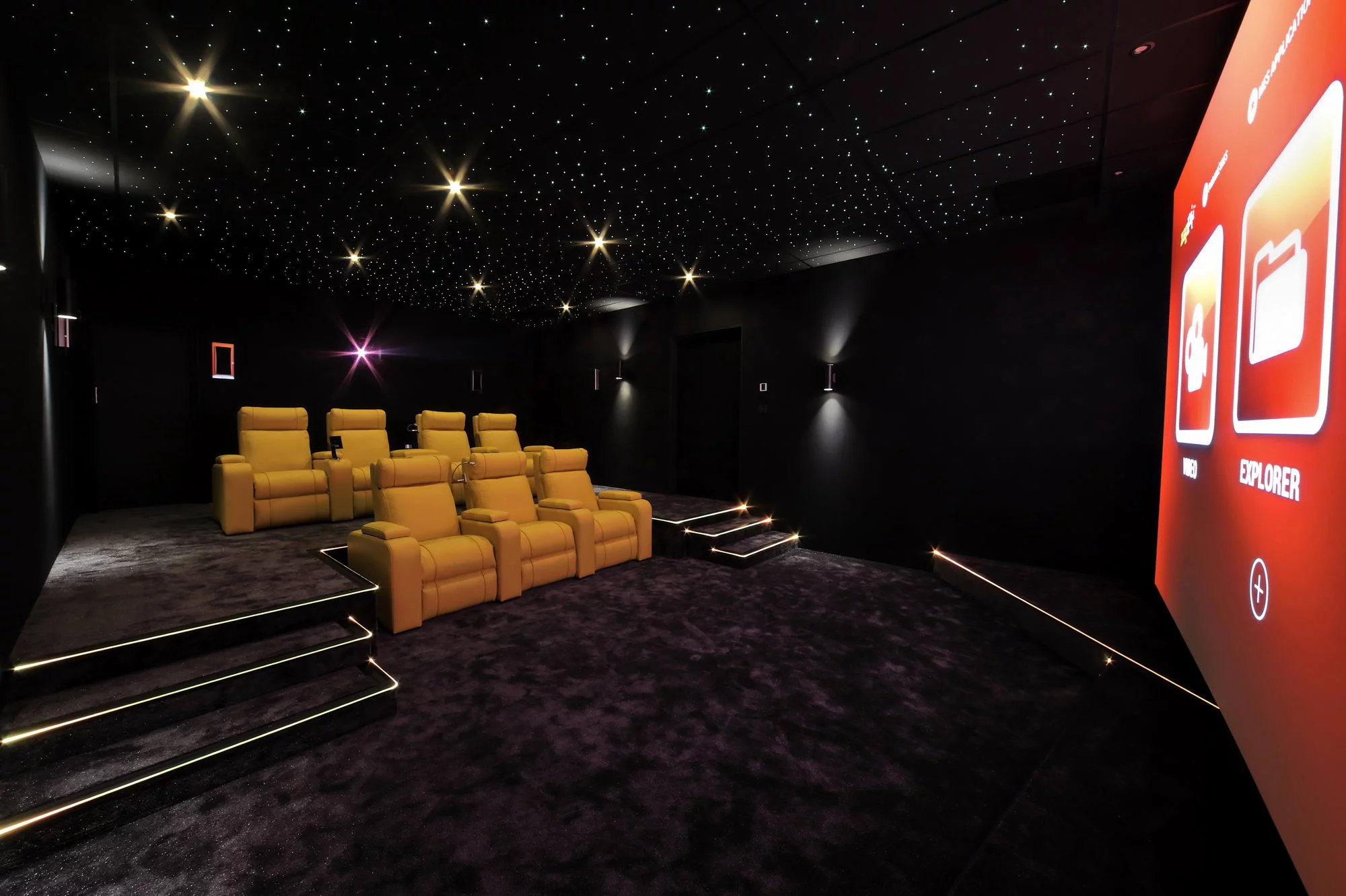 Cinéma privé - Sanary - 83 - Photo 2