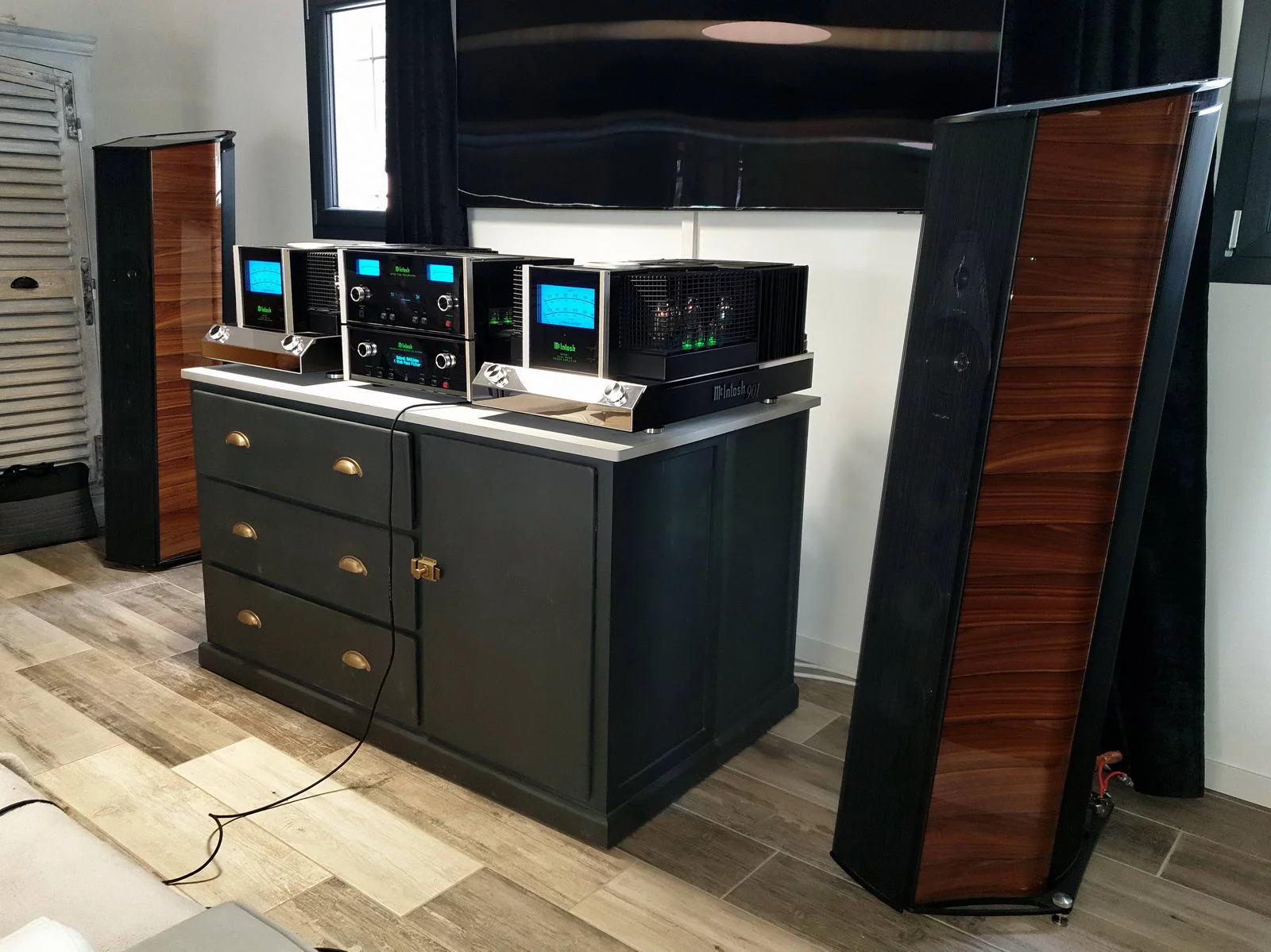 Salle Hifi - Cuers - 83 - Photo 2